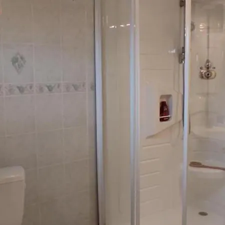 Maison Confort Avec Jardin, Compris, Proche Commerces Et Sites Touristiques - Formerie - Fr-1-526-45