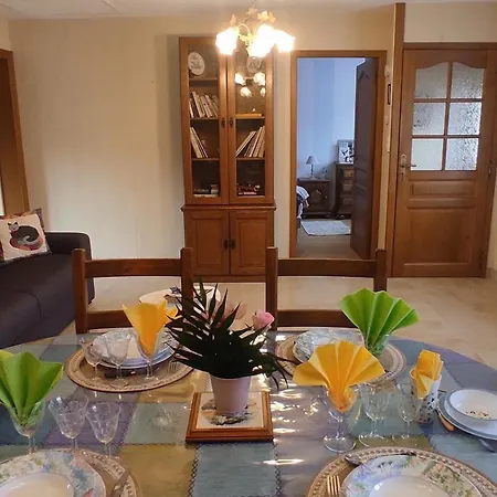 Holiday home Maison Confort Avec Jardin, Compris, Proche Commerces Et Sites Touristiques - Formerie - Fr-1-526-45 Grumesnil
