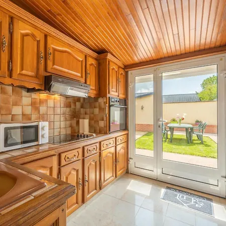 Maison Confort Avec Jardin, Compris, Proche Commerces Et Sites Touristiques - Formerie - Fr-1-526-45 Holiday home