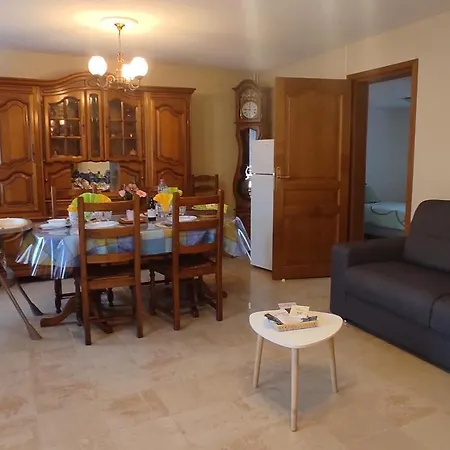 Maison Confort Avec Jardin, Compris, Proche Commerces Et Sites Touristiques - Formerie - Fr-1-526-45